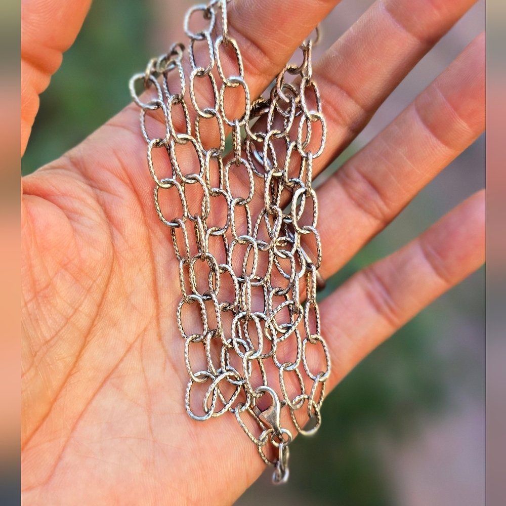Awesome chunky designer solid 925 ITALY sterling silver hammered textured oval